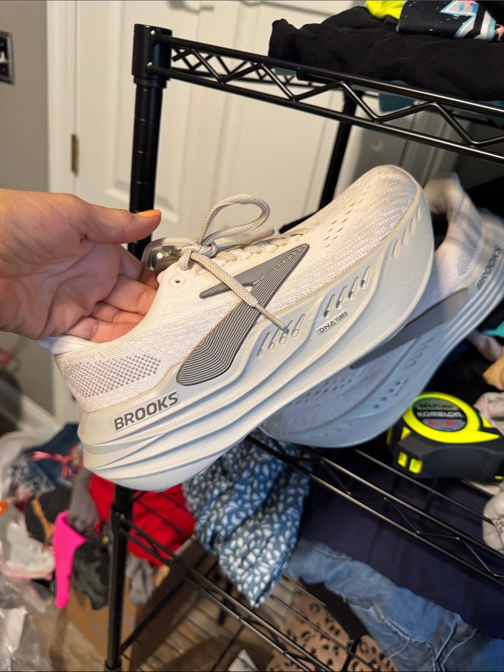 Brooks Light Gray/Beige Running Shoes - Picture 2 of 6